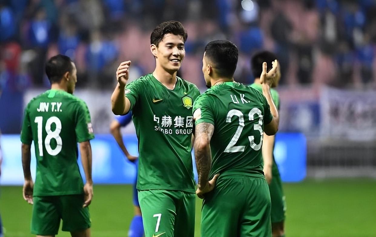 包含Ming在老鹰比赛中爆冷，挺进下一轮引发热议！的词条